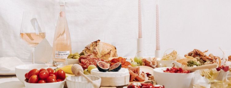 Štvorchodová vegánska a bezlepková večera s vínami Cote des Roses Gérard Bertrand