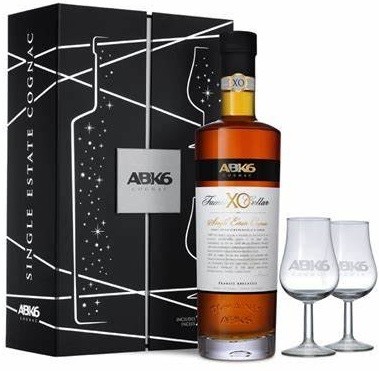 ABK6 Cognac XO Family Cellar 40%, s 2 pohármi 0,7L, cognac, DB